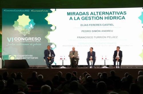 Encuentro cooperativo: Expertos en materia hídrica plantean alternativas para sostener la producción del regadío andaluz