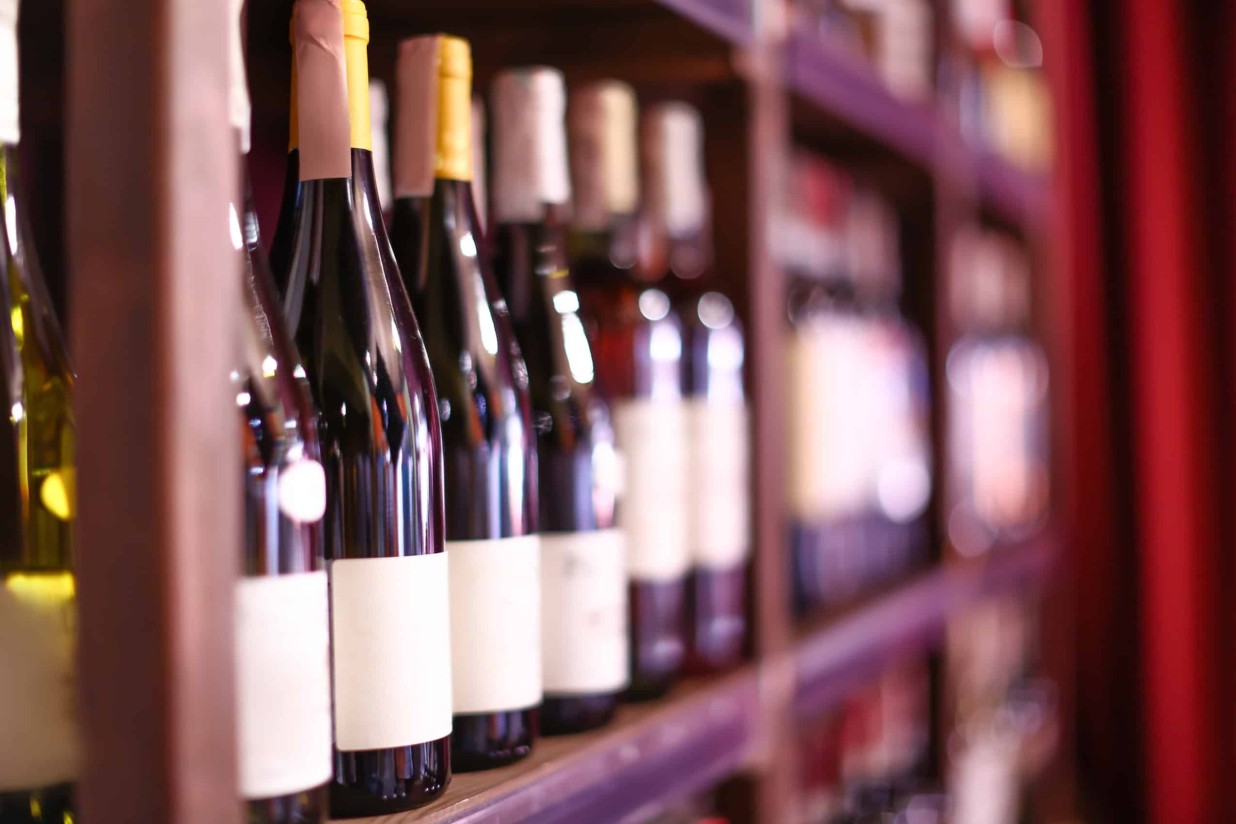 OIV: el aumento de precios del vino afectó al consumo mundial e impulso a récord la factura de las exportaciones