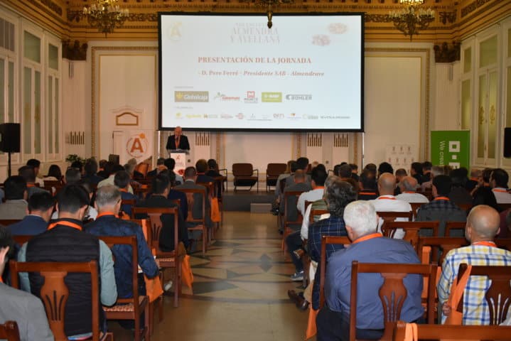 VIII Encuentro de la Almendra y la Avellana: la almendra ibérica tiene que encontrar un hueco en los mercados