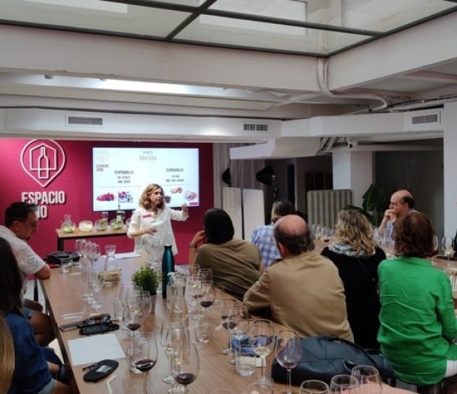 «Espacio Vino» arranca este mes de mayo en Barcelona con propuestas novedosas que unen música, talleres y vino 