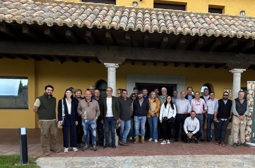 El Consejo Europeo del Pistacho y productores norteamericanos firman un convenio de colaboración
