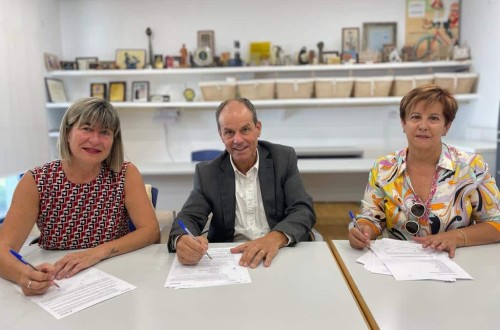 Cerealto firma el acuerdo para mantener la actividad productiva de su fábrica de Venta de Baños
