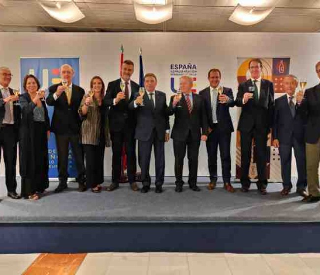 La FEV defiende en Bruselas al vino frente a los principales desarrollos normativos comunitarios