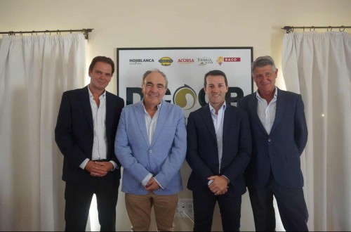 Dcoop e Importaco firman una alianza estratégica para la comercialización de almendra mediterránea