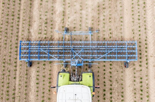 Thulit, la nueva grada de púas de Lemken para el control de malas hierbas en plantas jóvenes