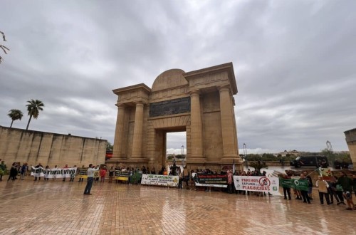 Medio centenar de organizaciones reclaman en Córdoba ante los ministros de Agricultura de la UE otro modelo agroalimentario