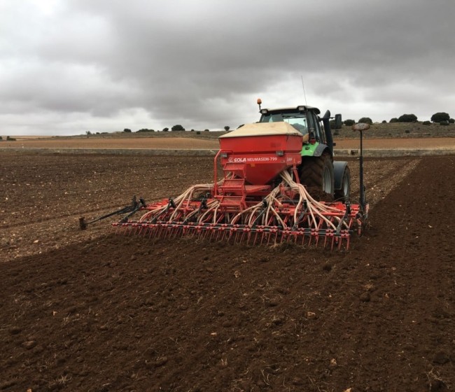 Más de un millar de beneficiarios de la subvención estatal de 9,5 M€ del Plan Renove 2023 de maquinaria agrícola