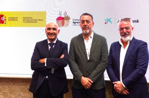 CaixaBank lanza la II convocatoria del AgroBank Tech Digital INNovation para impulsar la transformación del sector