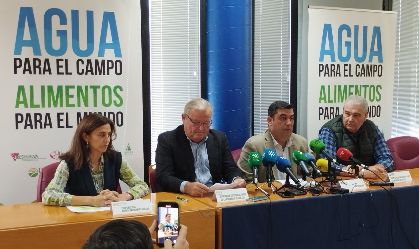 Organizaciones agrarias de Huelva se movilizarán el 15 de noviembre contra el recorte del agua para riego
