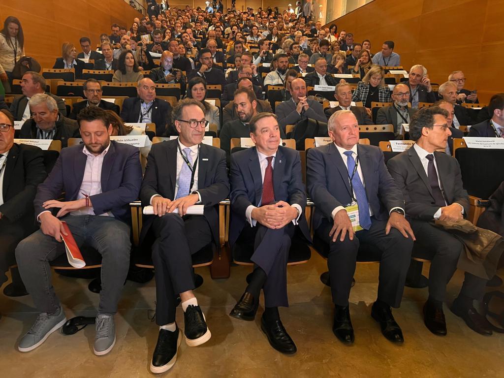 Las cooperativas son fundamentales para formar una nueva generación de jóvenes agricultores en la Unión Europea