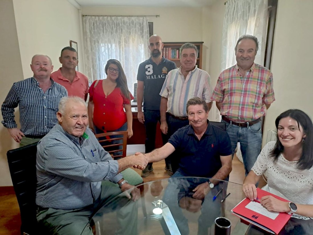 Nace AGAMMASUR, cooperativa de caprino de aptitud láctea del Grupo cooperativo Dcoop