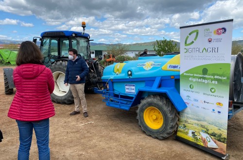 DigitalAgri: La necesaria competencia digital de los profesionales del sector agroforestal. Por Javier Mesas y Adolfo Peña