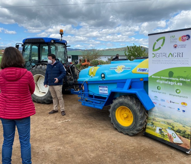 DigitalAgri: La necesaria competencia digital de los profesionales del sector agroforestal. Por Javier Mesas y Adolfo Peña