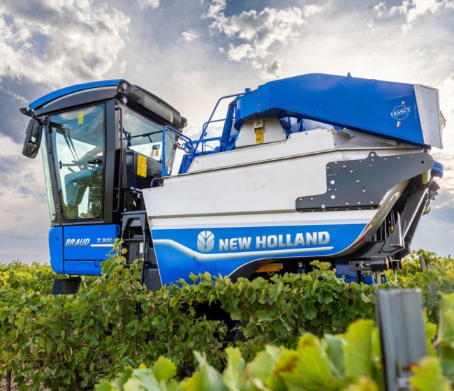 New Holland actualiza su gama de vendimiadoras compactas autopropulsadas Braud