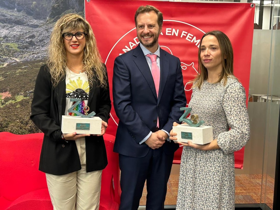 Marta Gil y Sara Crespo, ganadoras de los IV Premios Ganadería en Femenino de Zoetis