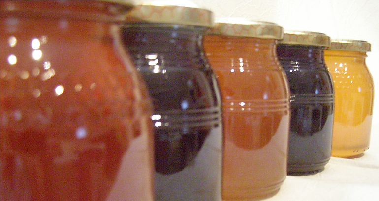 La Eurocámara pide etiquetas más claras para la miel, los zumos de frutas y la mermelada
