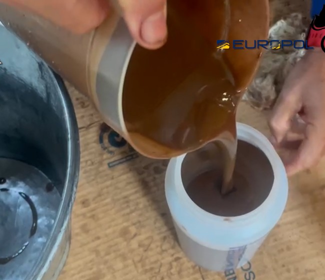 Operación «Omegabad»: detenidas once personas por distribuir internacionalmente aceite de oliva adulterado