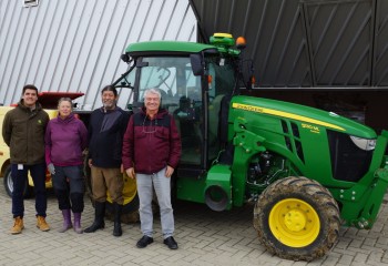 John Deere 5130 ML, específicamente diseñado para cultivos de alto valor