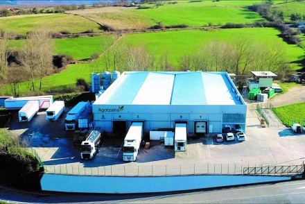 Ibercaja financia con 11 millones de euros a Agotzaina, empresa avícola