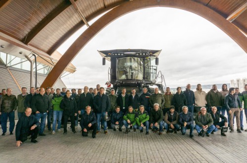 Fendt reúne a un centenar de agricultores profesionales en sus jornadas de cosecha