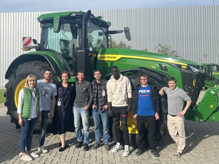 Segunda promoción de tractoristas John Deere de la Fundación Raimat Lleida