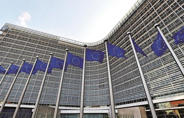 La Comisión Europea propone ajustes al nuevo presupuesto UE para romper el bloqueo con la Eurocámara