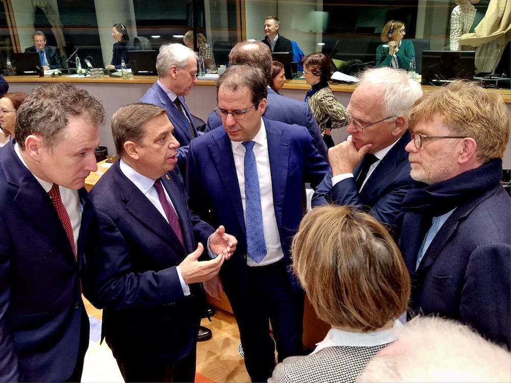 Los ministros de Agricultura de Europa piden a la CE medidas «más ambiciosas»