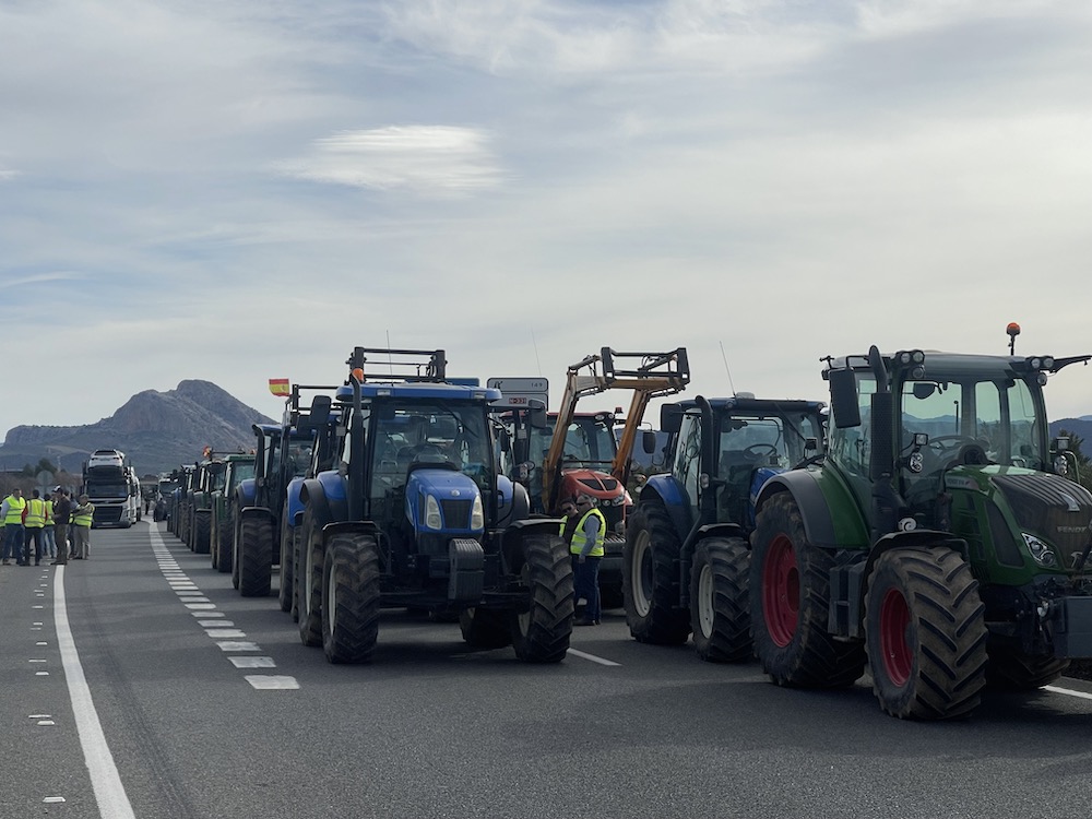 Hasta 500 tractores se desplazaran el miércoles hasta Madrid desde varias comunidades