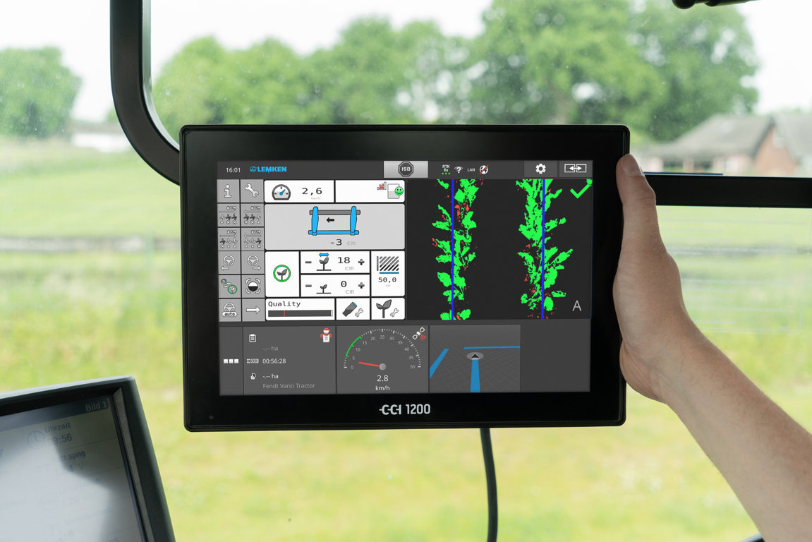 Lemken integra el control de la escardadora en un solo terminal con el software iQblue Weeder