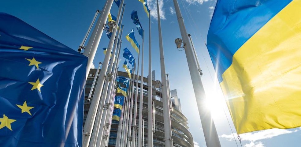 ucrania_europa_banderas