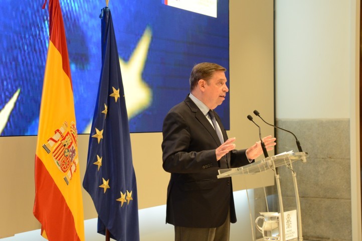 Luis Planas