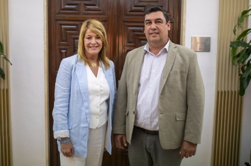 Huelva renueva su compromiso con el Congreso Internacional de Frutos Rojos