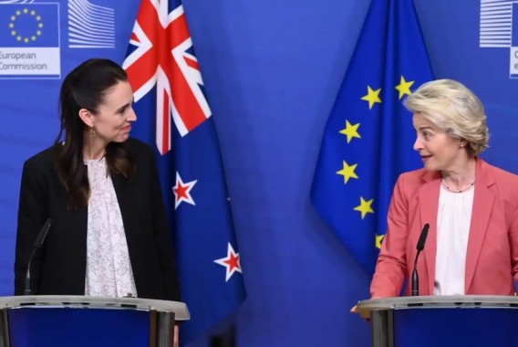 Entra en vigor el acuerdo comercial entre UE y Nueva Zelanda que eliminará aranceles sobre carne de cerdo, el vino y el chocolate, entre otros productos