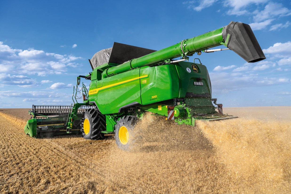 Nuevas cosechadoras de sacudidores John Deere T5 y T6