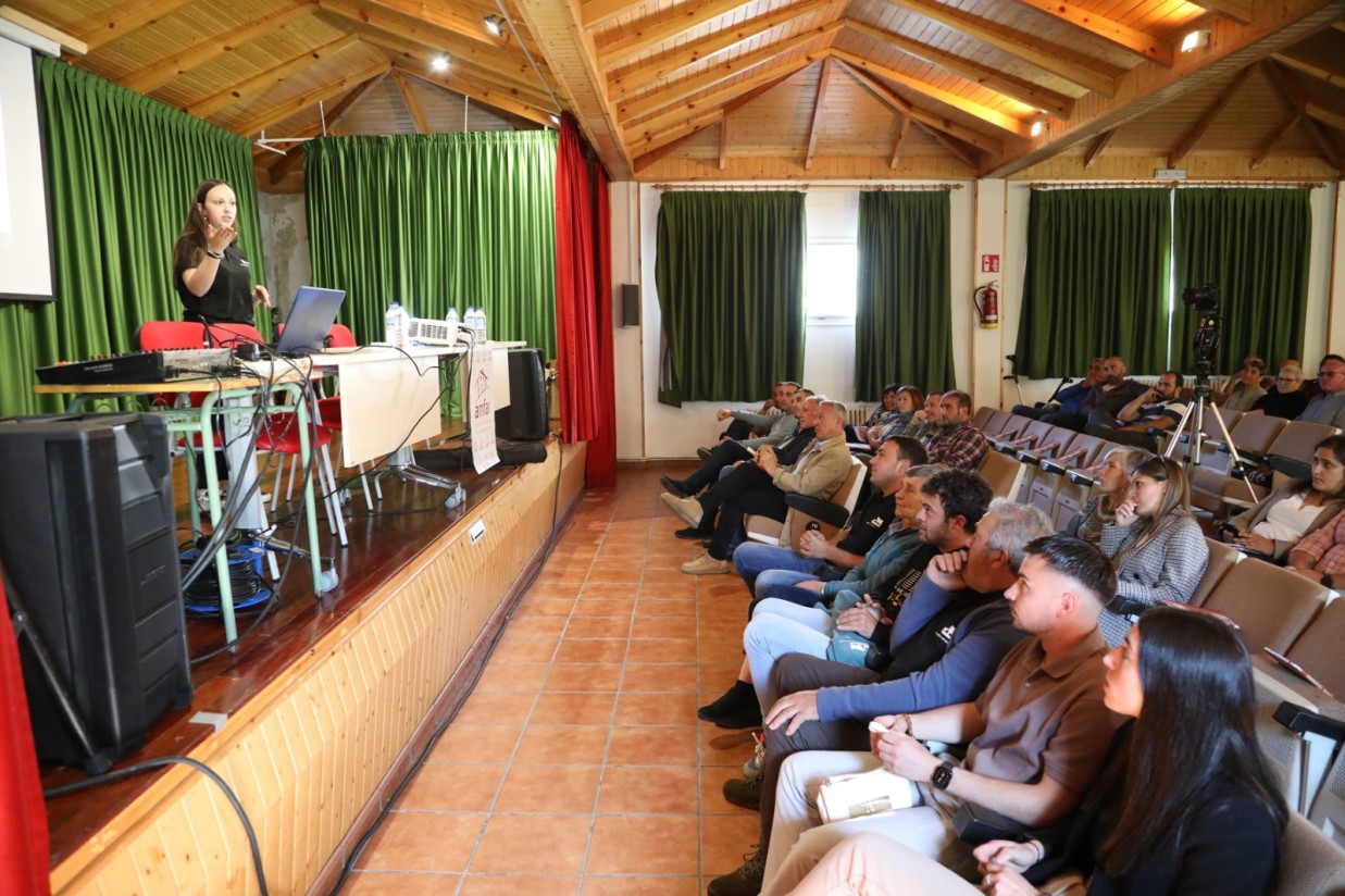 AMFAR aborda las ventajas de la ganadería extensiva y ecológica