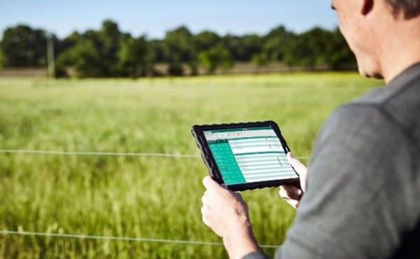 La CE retrasa a 2027 la entrada en vigor del cuaderno digital de fitosanitarios