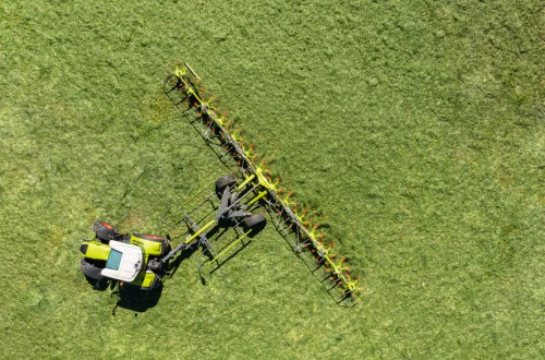Claas amplía su gama de rastrillos henificadores Volto con cuatro nuevos modelos