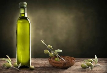Las salidas de aceite de oliva superan el millón de toneladas en acumulado de la campaña