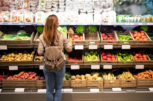 El 76% de las empresas del sector de frutas y hortalizas crece en volumen en 2024, según AECOC