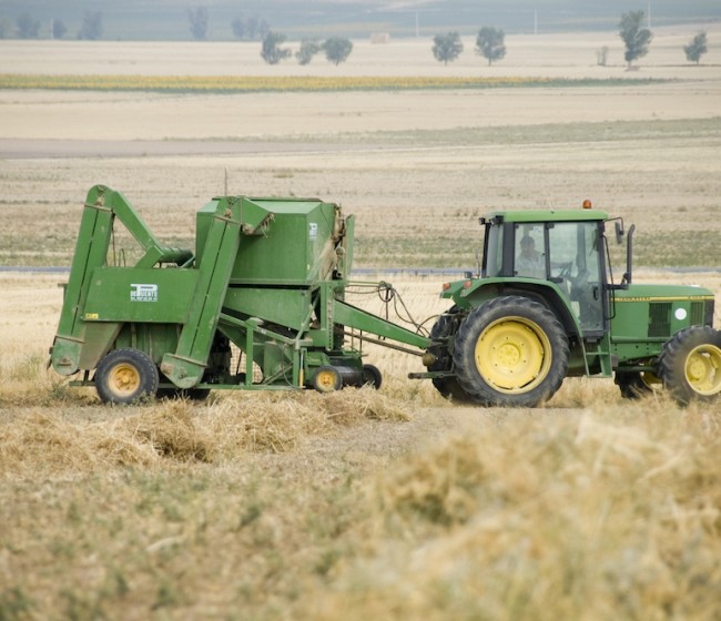 Más de 1.600 agricultores y ganaderos se benefician del Plan Renove 2025