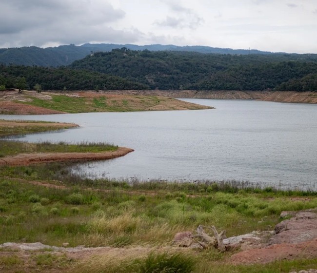 La reserva hídrica española alcanza el 77% de su capacidad, con notables diferencias entre cuencas