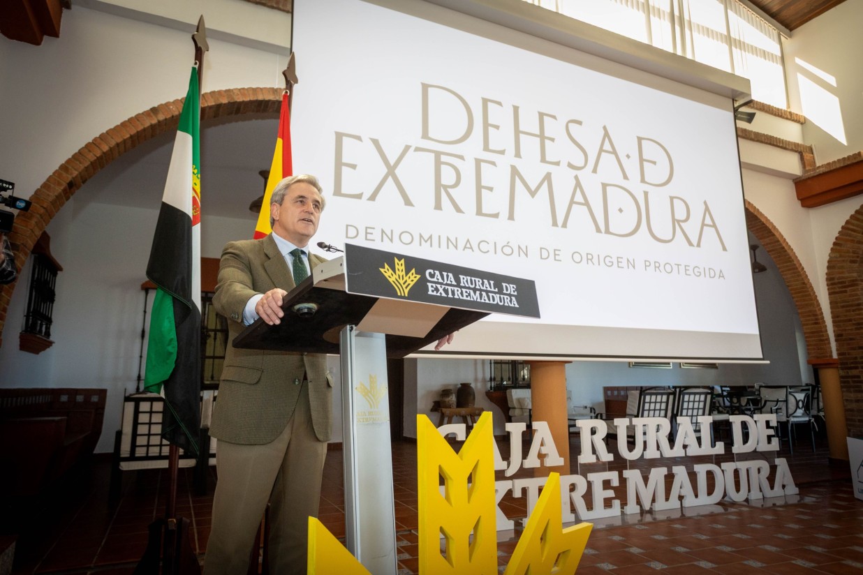 La D.O.P. Dehesa de Extremadura renueva su imagen para impulsar el ibérico extremeño