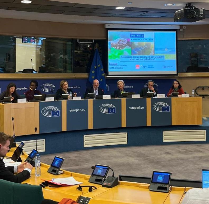 Fepex expone en el PE que la reforma de los precios de entrada es una prioridad para reforzar la soberanía alimentaria