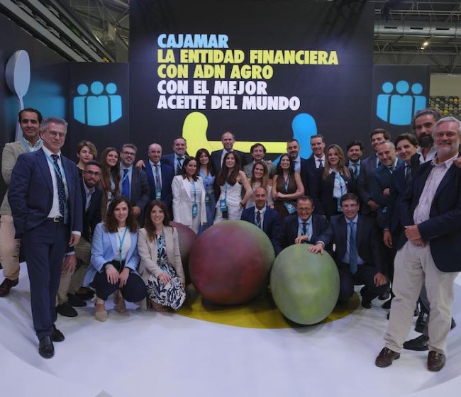 Cajamar muestra cómo mejorar la eficiencia y competitividad en el sector olivarero en Expoliva 2025