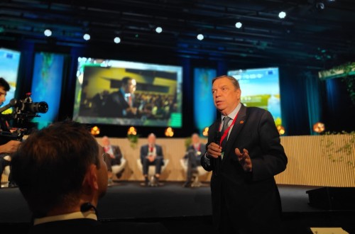 Luis Planas reclama una PAC con financiación sólida y personalidad propia para afrontar los desafíos