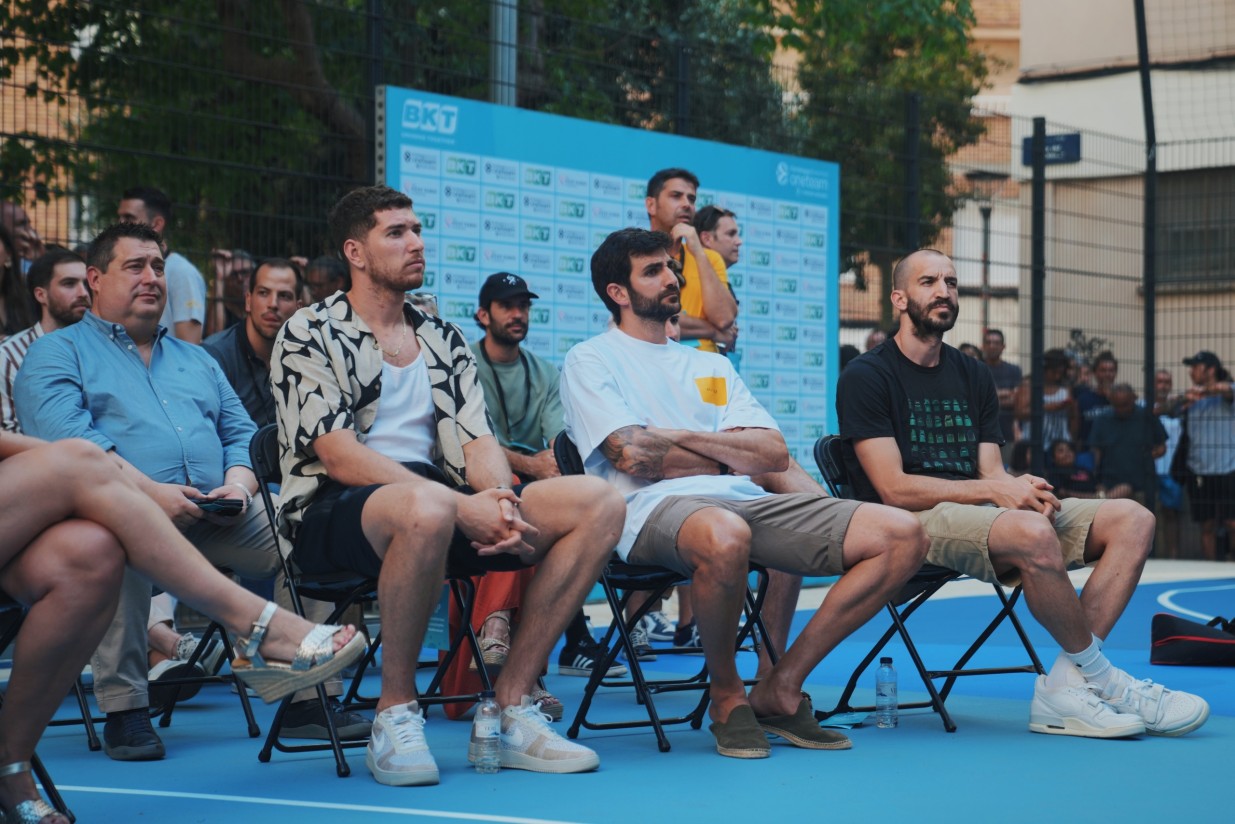 One Team, BKT y la Fundación Ricky Rubio se unen para renovar una histórica cancha de baloncesto en Badalona