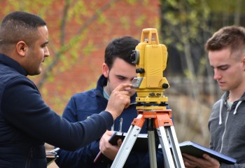 Máster Universitario Online en Producción y Gestión de la Agricultura Ecológica, una apuesta de INEA-Universidad Pontificia Comillas