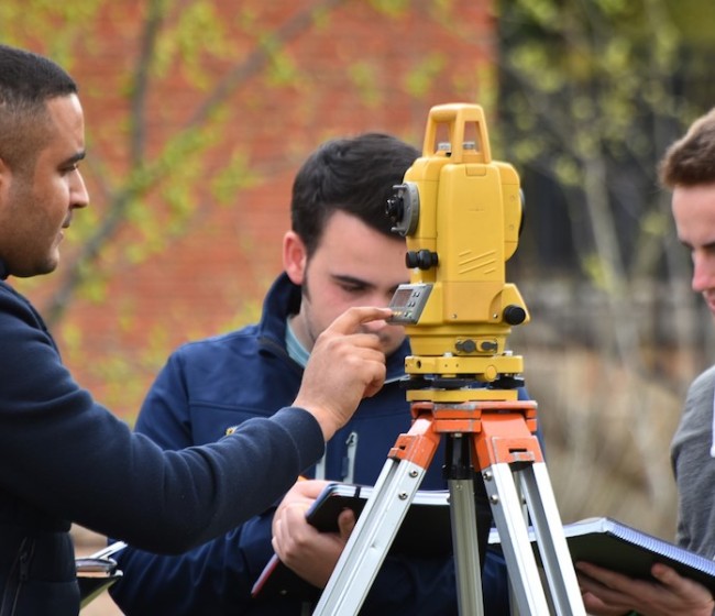 Máster Universitario Online en Producción y Gestión de la Agricultura Ecológica, una apuesta de INEA-Universidad Pontificia Comillas