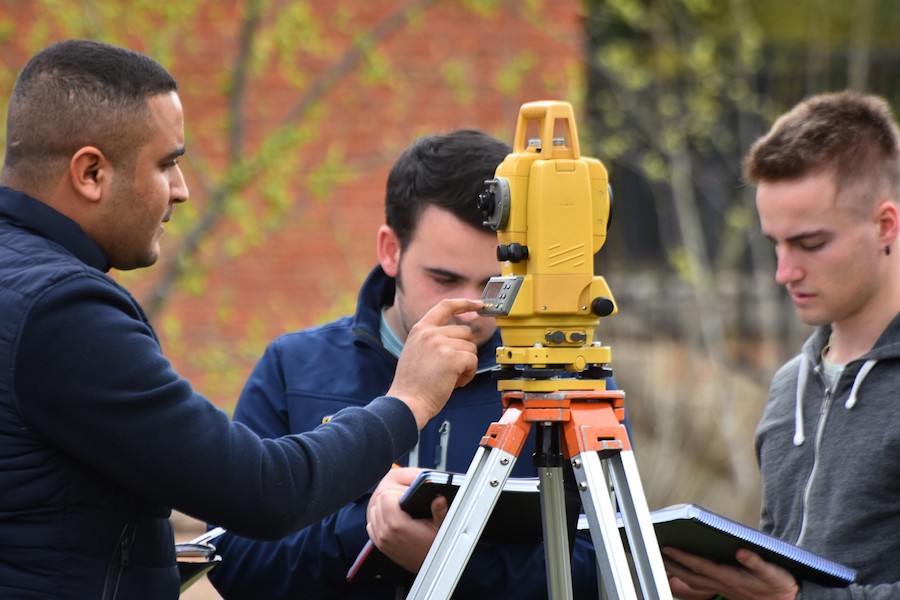 Máster Universitario Online en Producción y Gestión de la Agricultura Ecológica, una apuesta de INEA-Universidad Pontificia Comillas