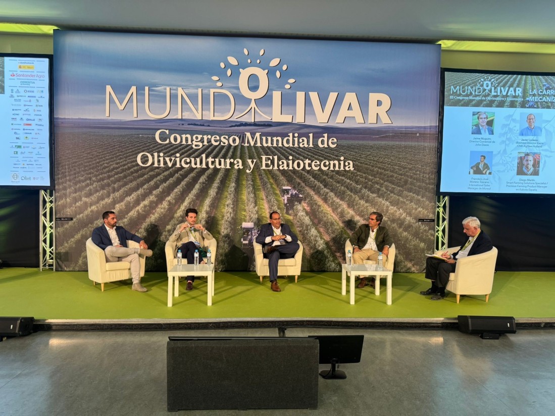 Kubota impulsa la revolución tecnológica del olivar español en Mundolivar 2025